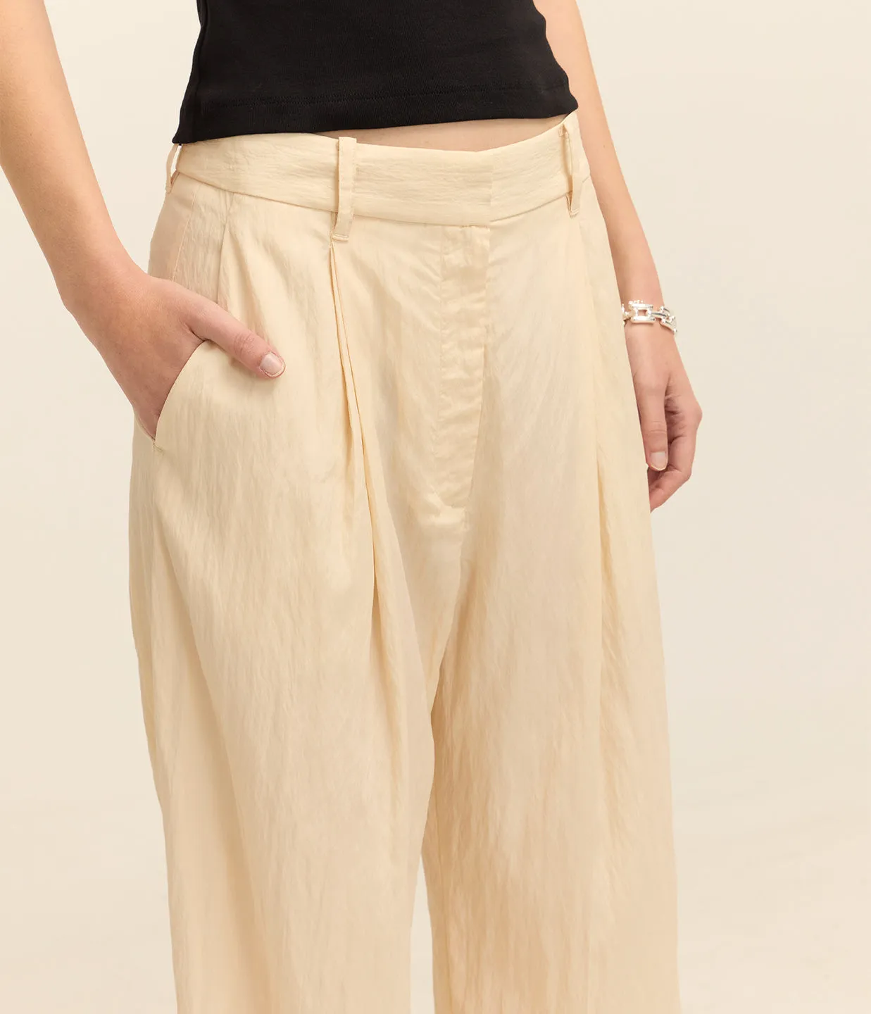 Goddard Parachute Pant in Bisque