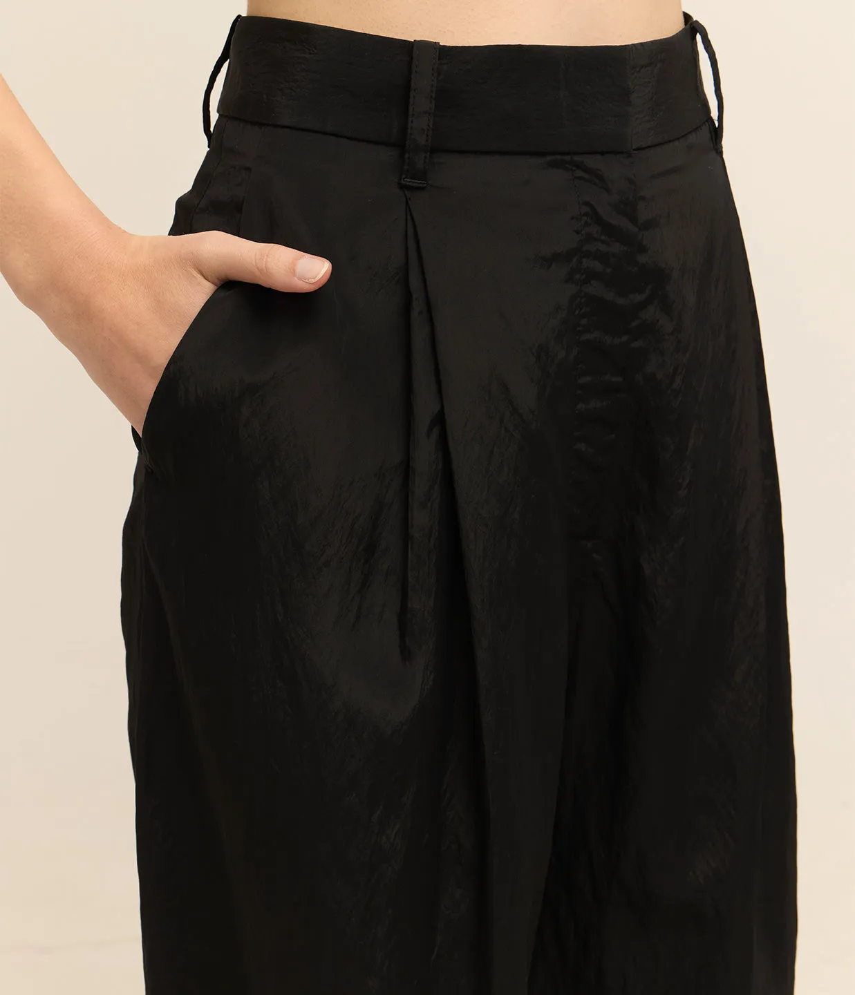 Goddard Parachute Pant in Black