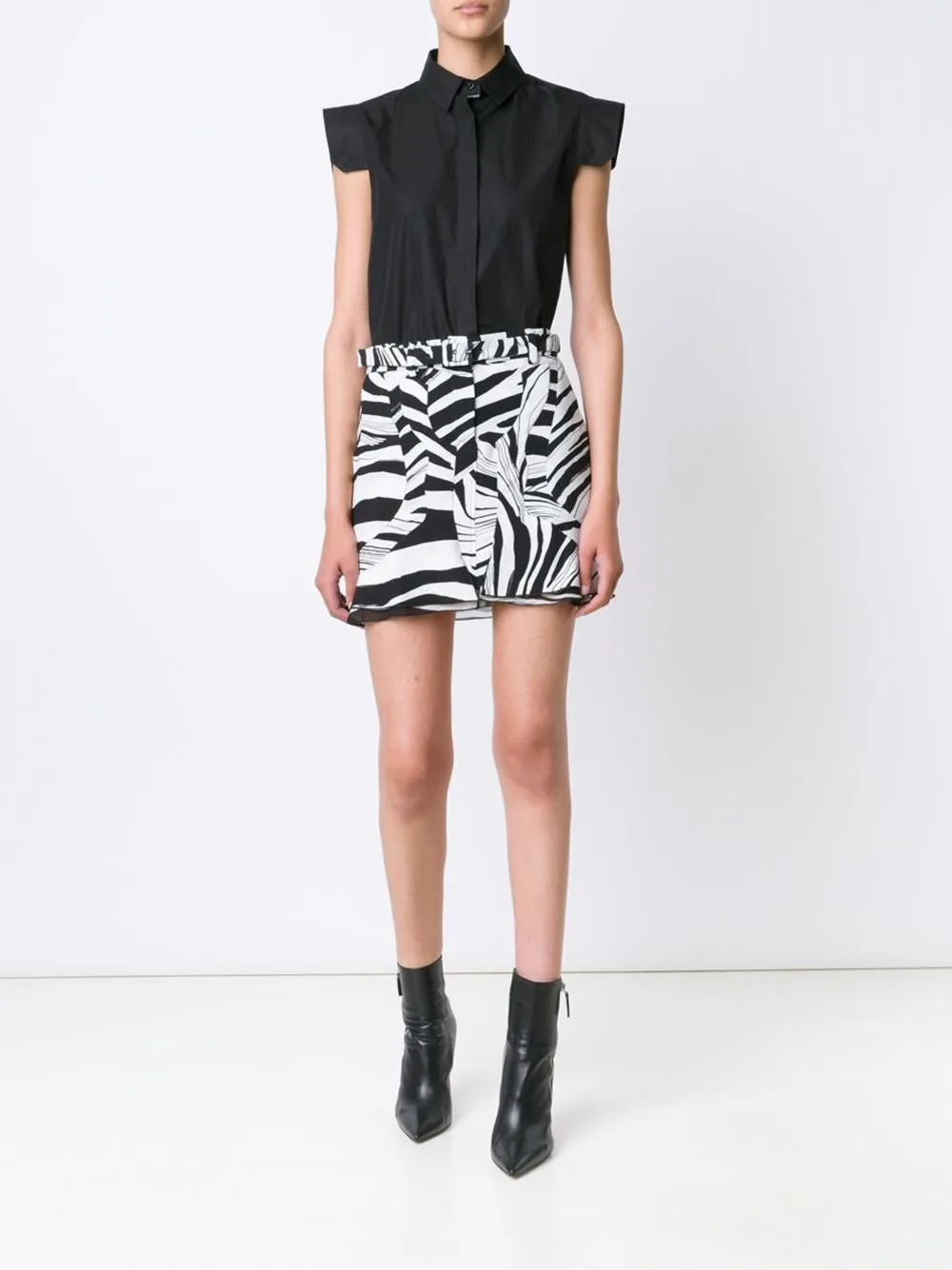 Pattern skirt
