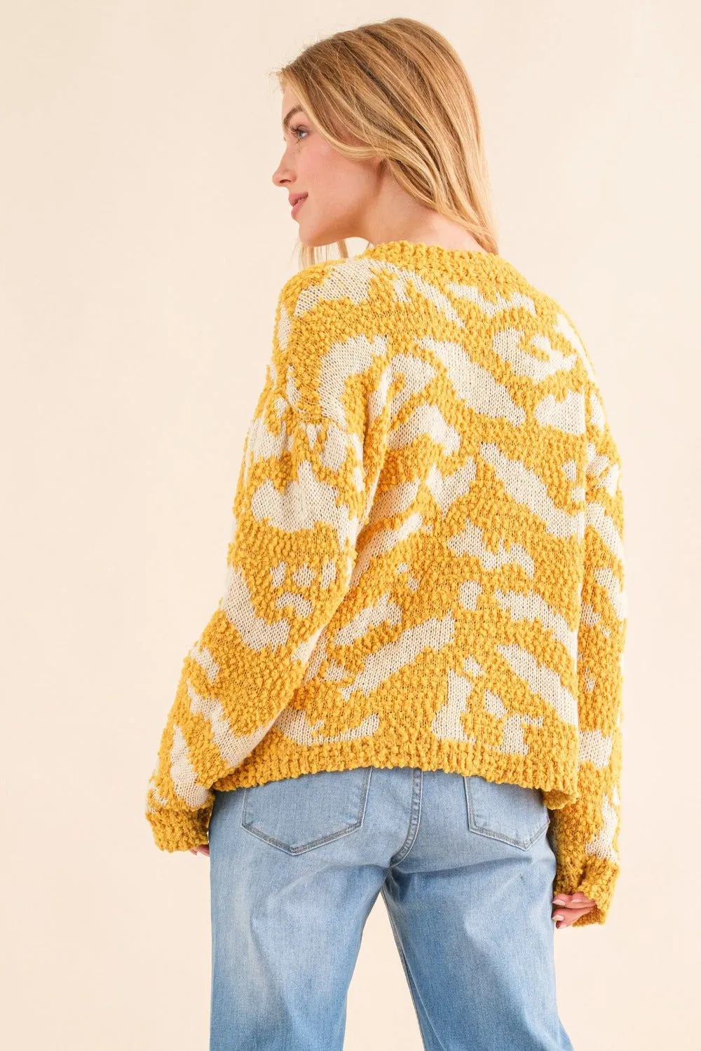 Textured Pattern Contrast Knit Sweater