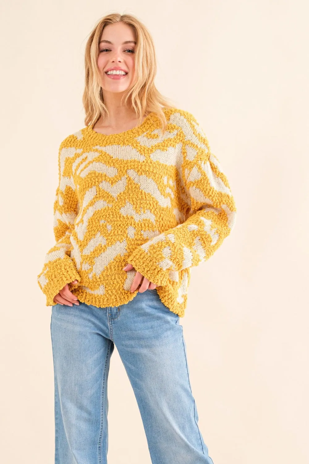 Textured Pattern Contrast Knit Sweater