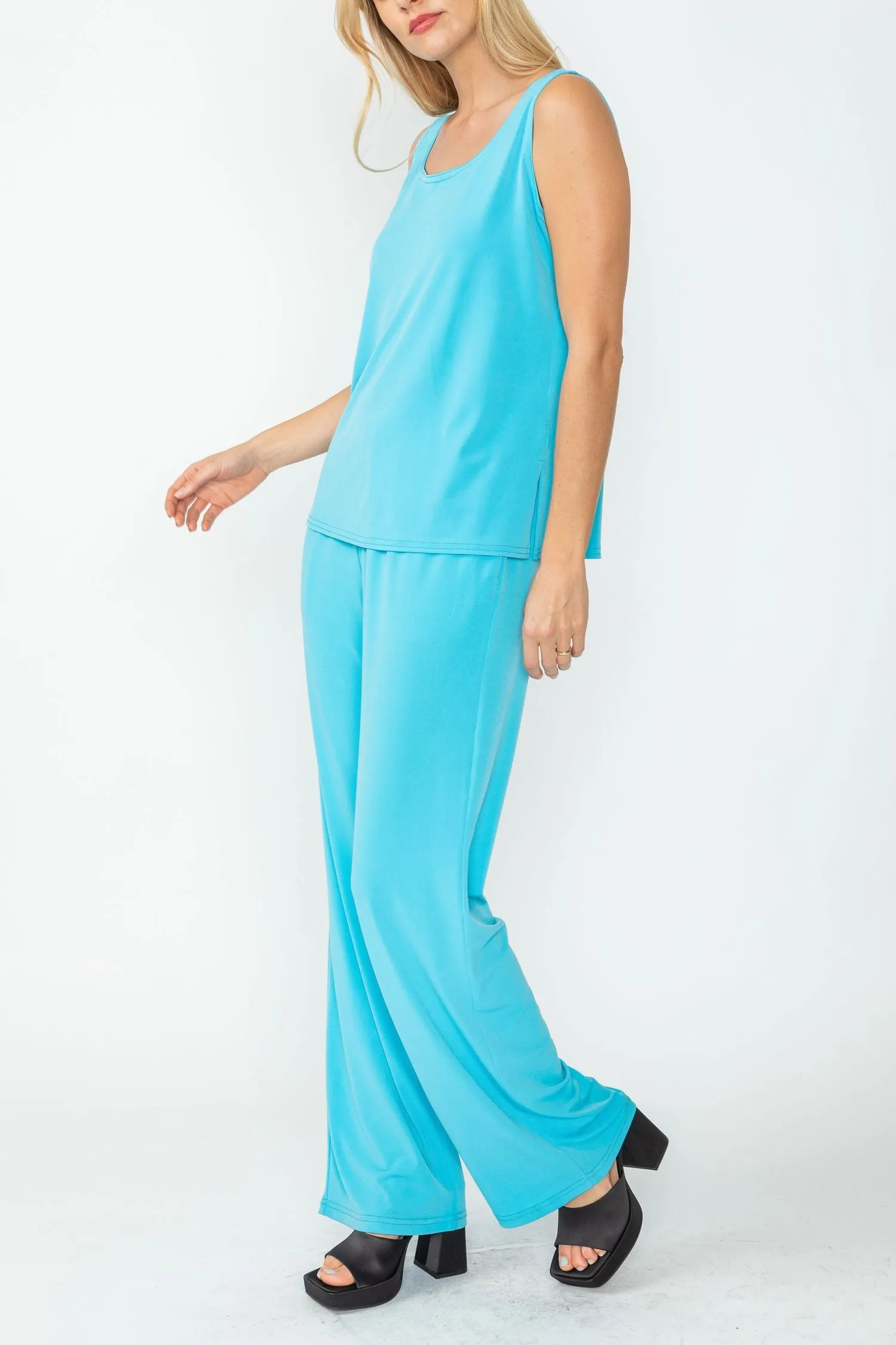 Turquoise Wide Leg Long Pants & Scoop Neck Tank Top