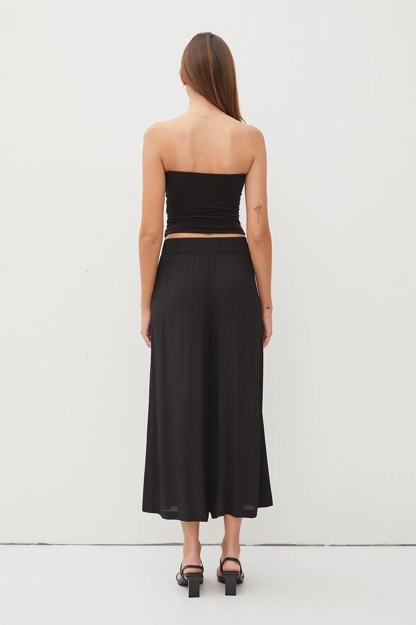 Wide Leg Capri Dress Pants