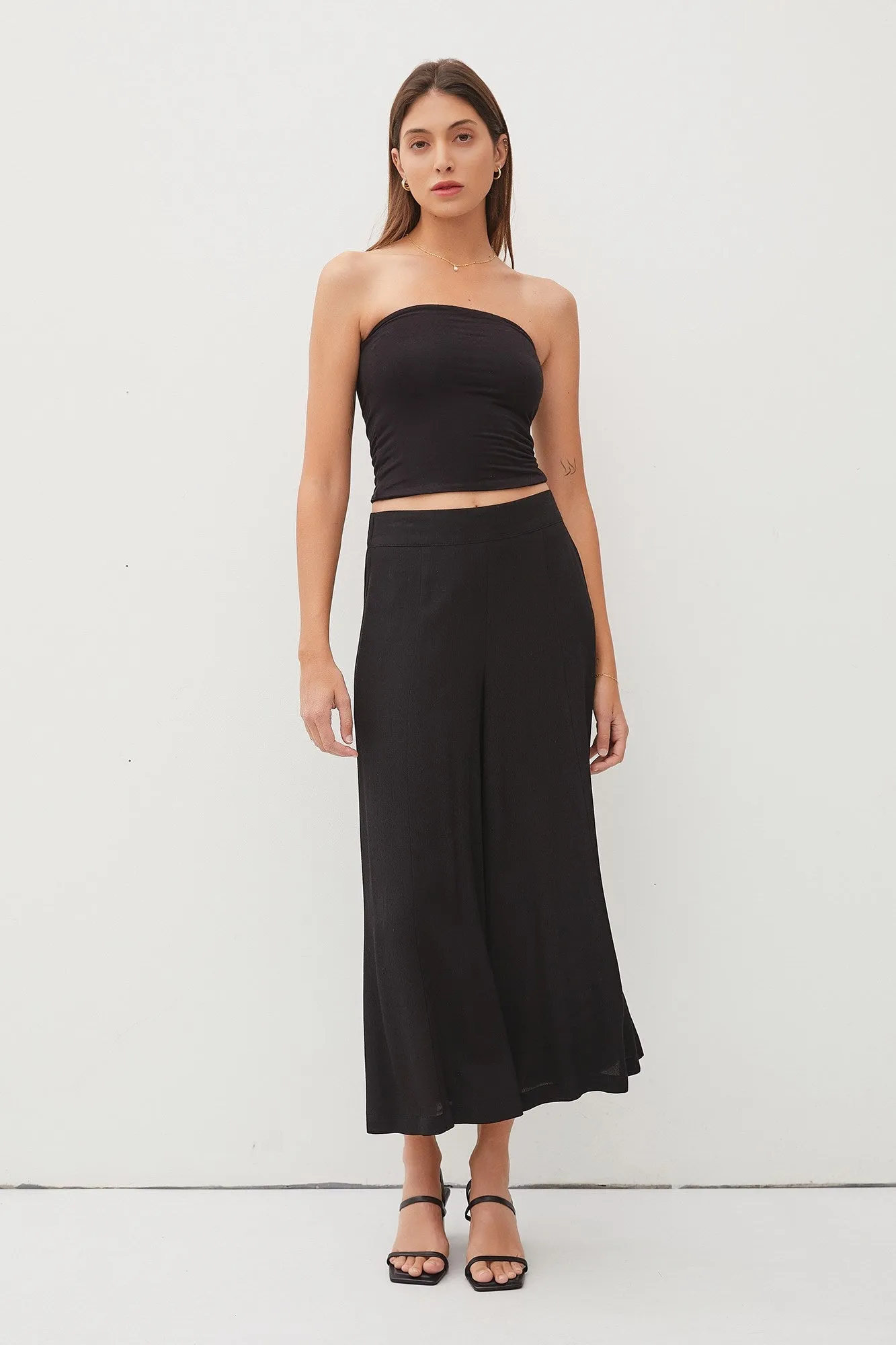 Wide Leg Capri Dress Pants