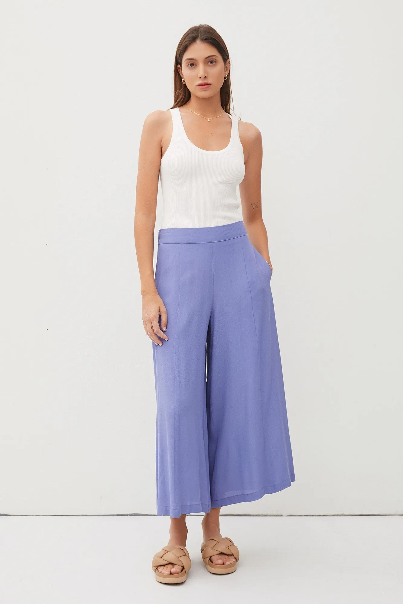 Wide Leg Capri Dress Pants